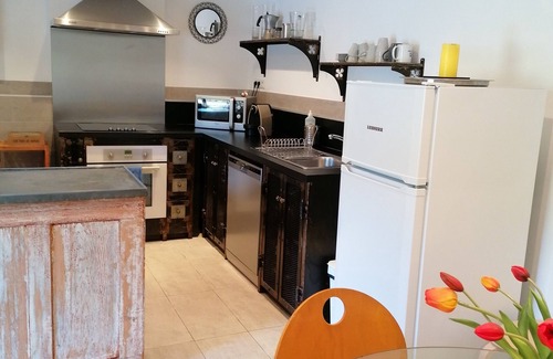 Les Adrets-de-l'Esterel Casa | Casa de piedra con jacuzzi, entre Cannes y Fréjus, mini loft independiente ...
