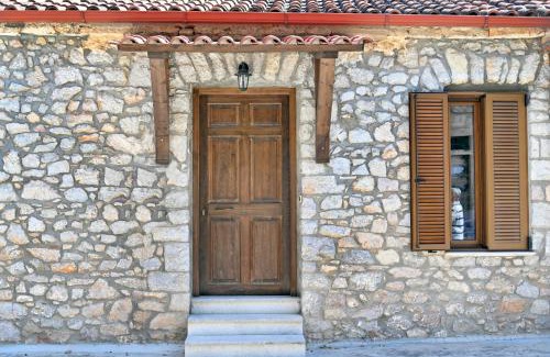 Amfikleia-Elateia Casa | Stone house Amfikleia