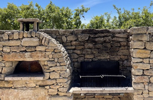 Viens Villa | Casa de piedra totalmente reformada y decorada por un arquitecto