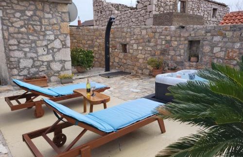 Vinjerac Casa | Stone House Knezevic