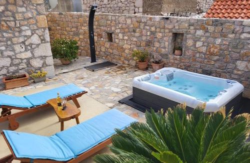 Vinjerac Casa | Stone House Knezevic