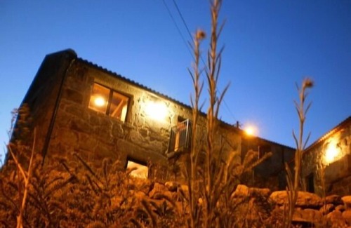 A Caniza Cabaña | Casita de piedra junto a viñedo para 2 personas. Mascotas bienvenidas.