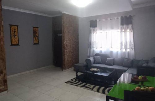 Lusaka Apartamento | Stone House - we have backup power supply