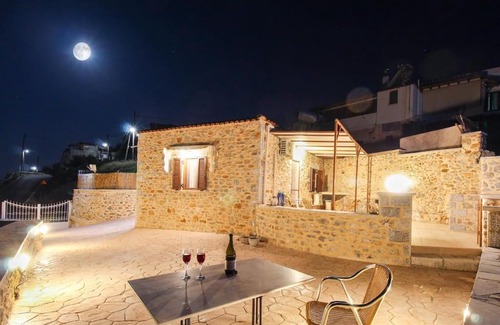 East Mani Apartamento | Stone house with Amazing View
