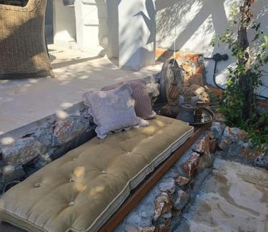 Milas Apartamento | Stone House with Pool - Entire Floor