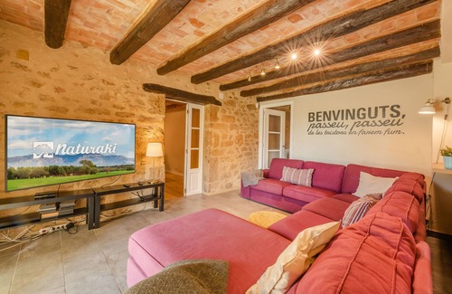Vilafreser Casa | Casa de piedra con jardín privado, piscina, jacuzzi, barbacoa, futbolín y billar
