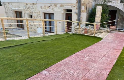 Galatas Casa | Stone Luxury Suite