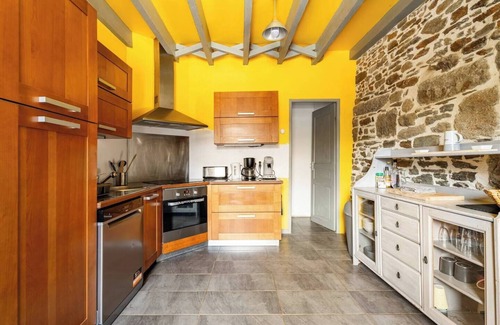Plerguer Casa | Stone manor house in equestrian center near saint malo/mont saint michel