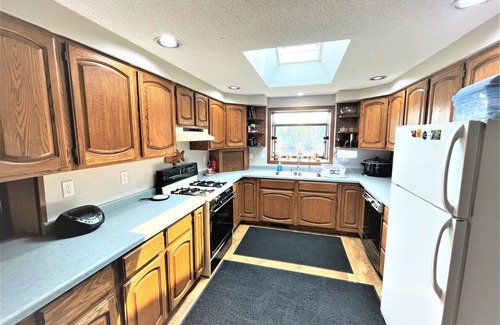 Butternut Casa | Stone Mason`s Camp on the River | 3 Bed, 2 Bath