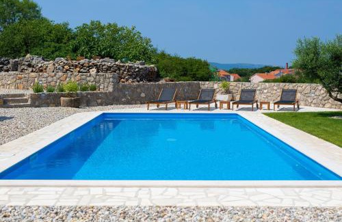 Vrh Villa | Stone Mill House