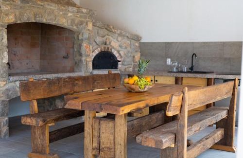 Vrh Villa | Stone Mill House