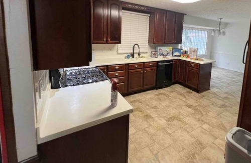 Stone Mountain Casa | Stone Mountain Park just 8 min away! peaceful place to stay. Pet-friendly