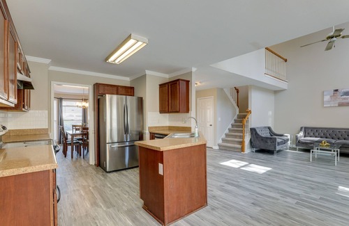 Stone Mountain Casa | Stone Mountain Vacation Rental with Deck!