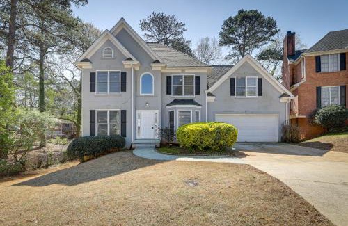 Stone Mountain Casa | Stone Mountain Vacation Rental with Deck!
