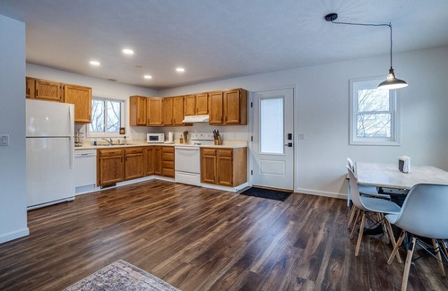 Keuka Park Cabaña | Stone's Throw from Keuka College