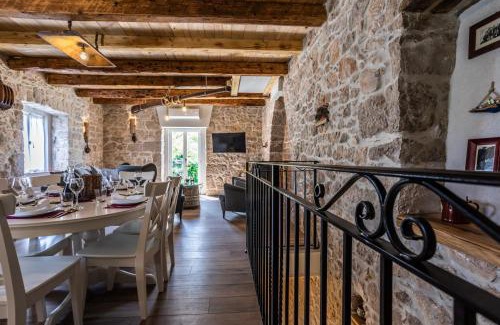 Klimno Villa | Stone Villa Katarina with pool