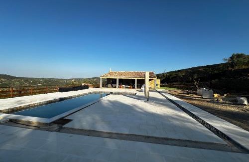 Azinhal e Amendoeira Otro | Stone villa