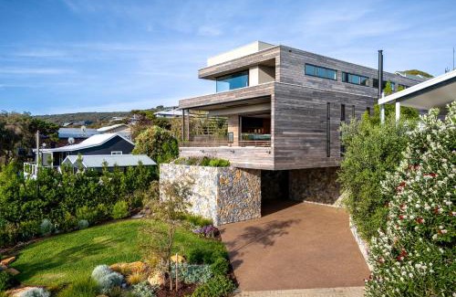 Yallingup Casa | Stone & Wood I Private Properties