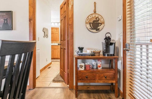 Branson West Casa | StoneBridge 2 BD - New Owner - Updated Decor and Great Parking! - Lodge #62