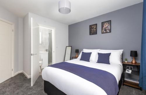Leeds Casa | Stonecliffe Thirty Three By Alt-Stay Accommodation - 3 Bed House Ideal For Workforces & Relocations - Weekly & Monthly Rates Available