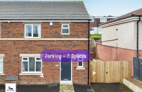 Leeds Casa | Stonecliffe Thirty Three By Alt-Stay Accommodation - 3 Bed House Ideal For Workforces & Relocations - Weekly & Monthly Rates Available