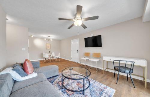 New Albany Apartamento | Stonecrest 620, 2bd Apt I Free Parking I Pool