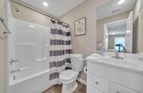 New Albany Apartamento | Stonecrest 620, 2bd Apt I Free Parking I Pool