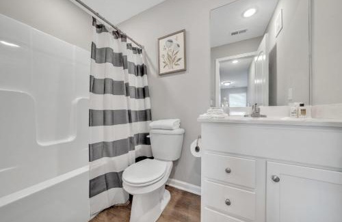 New Albany Apartamento | Stonecrest 712, 2bd Apt I Free Parking I Pool