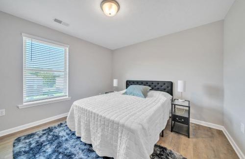 New Albany Apartamento | Stonecrest 712, 2bd Apt I Free Parking I Pool