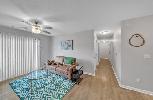 New Albany Apartamento | Stonecrest 717, 2bd Apt I Free Parking I Pool