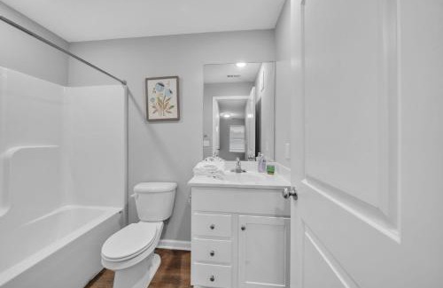 New Albany Apartamento | Stonecrest 910, 2bd Apt I Free Parking I Pool