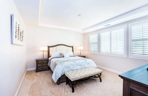 Stonegate Casa | Stonegate Mansion on Dunmore #10464