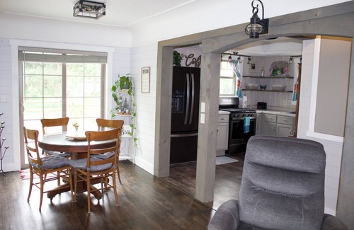 Rice Lake Complejo | Stonehaven Cottages - "The Birchview Suite Duplex - Upper Level"
