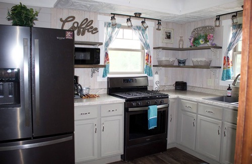 Rice Lake Complejo | Stonehaven Cottages - "The Birchview Suite Duplex - Upper Level"