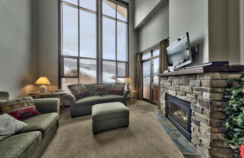 Sun Peaks Apartamento | Stones Throw #56 By Bear Country