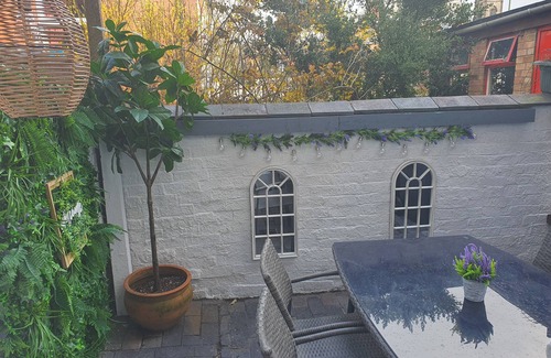 Leek Casa | Stonesthrow Townhouse in the Centre of Leek