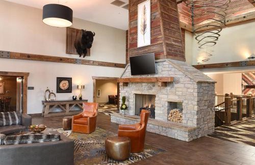Broken Arrow Hotel | Stoney Creek Hotel Tulsa - Broken Arrow