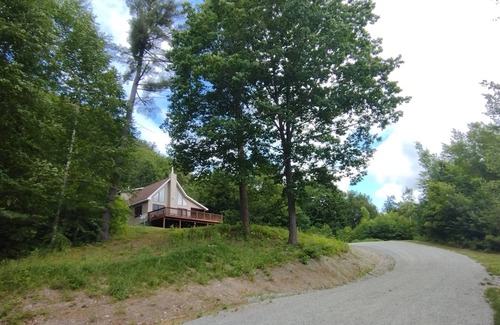 Lake George Casa | Stony Creek Retreat - Secluded 2 Bedroom 2 Bath in Adirondack Park