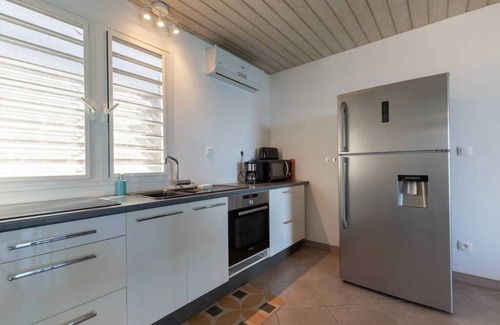 Petite-Ile Villa | Casa 6 pers, magnífica vista al mar, piscina privada climatizada