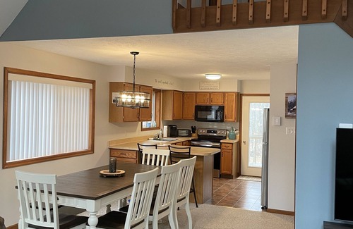 Pocono Lake Casa | STOP SCROLLING & CHECK OUT OUR REVIEWS. NO ADDITIONAL FEES TO ENTER COMMUNITY