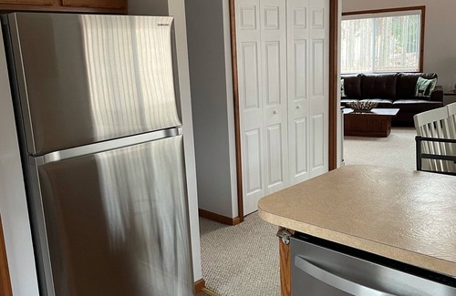 Pocono Lake Casa | STOP SCROLLING & CHECK OUT OUR REVIEWS. NO ADDITIONAL FEES TO ENTER COMMUNITY
