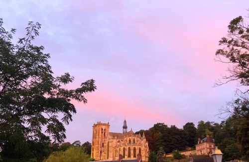 Chaumont-en-Vexin Casa | Stopover in the city center of Chaumont-en-Vexin