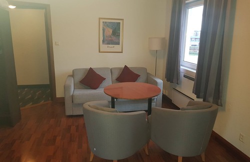 Leirvik Cama Y Desayuno | Stord Folkehøgskule Sommarhotell