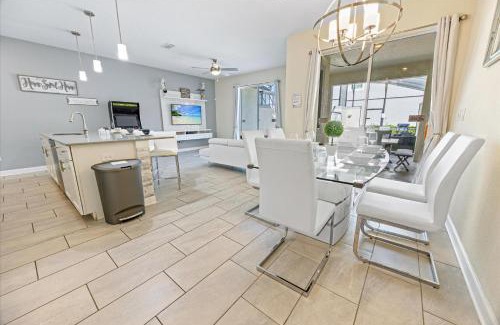 Panorama City Casa | Storey Lake Resort Vacation Townhome - includes resort clubhouse amenity access
