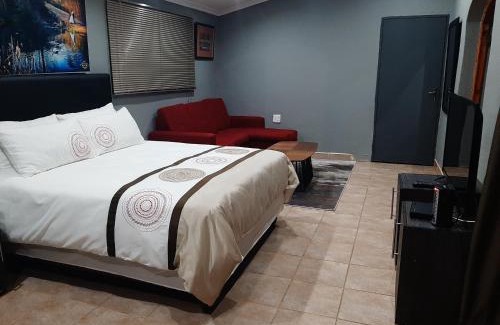 Rustenburg Cama Y Desayuno | STORGE LODGE AND EVENTS VENUE