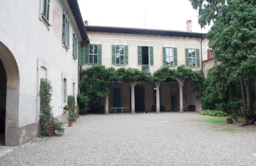 Nerviano Cama Y Desayuno | Storica Quercia B&B