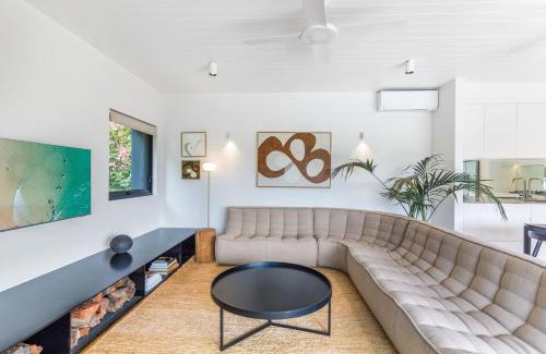 Bangalow Casa | Storm Cabin