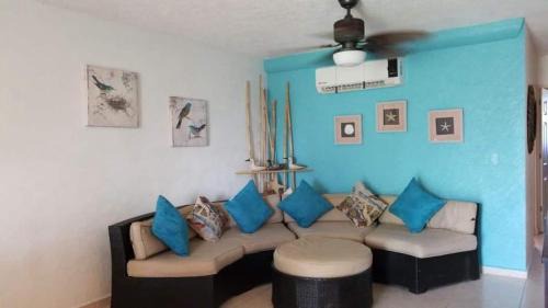 Granjas del Marques Apartamento | STORM DELUX
