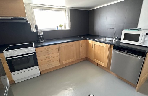 Lillehammer Casa | Stort Koselig hus Sentralt i Lillehammer, Perfekt Kombinasjon av Naturen og Byen