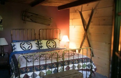 Waterbury Cabina | Stowe Austrian Chalet